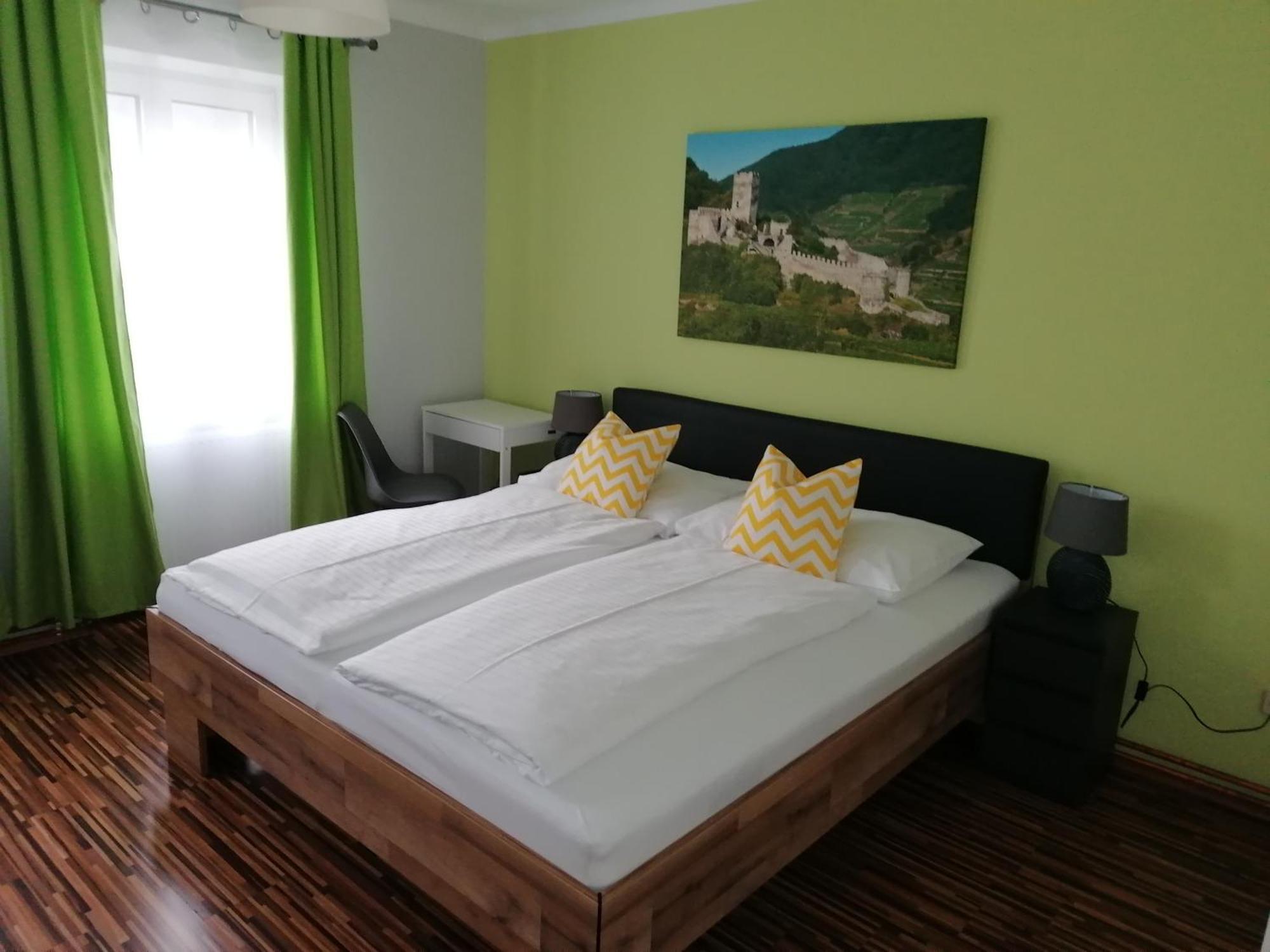 シュピッツ Gaestehaus Ruinenblick Bed & Breakfast エクステリア 写真